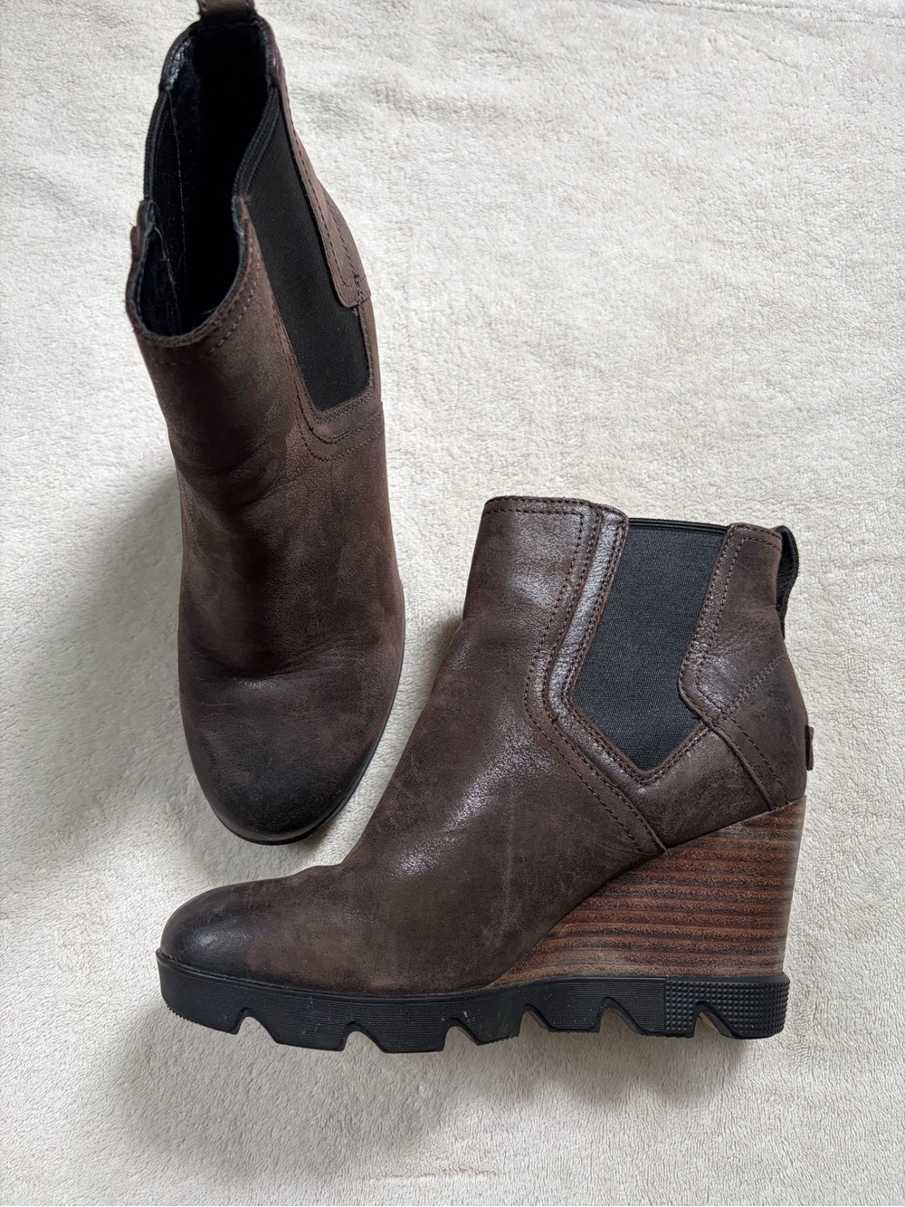 Sorel Leather Joan of Arctic Uptown Chelsea Wedge Boots